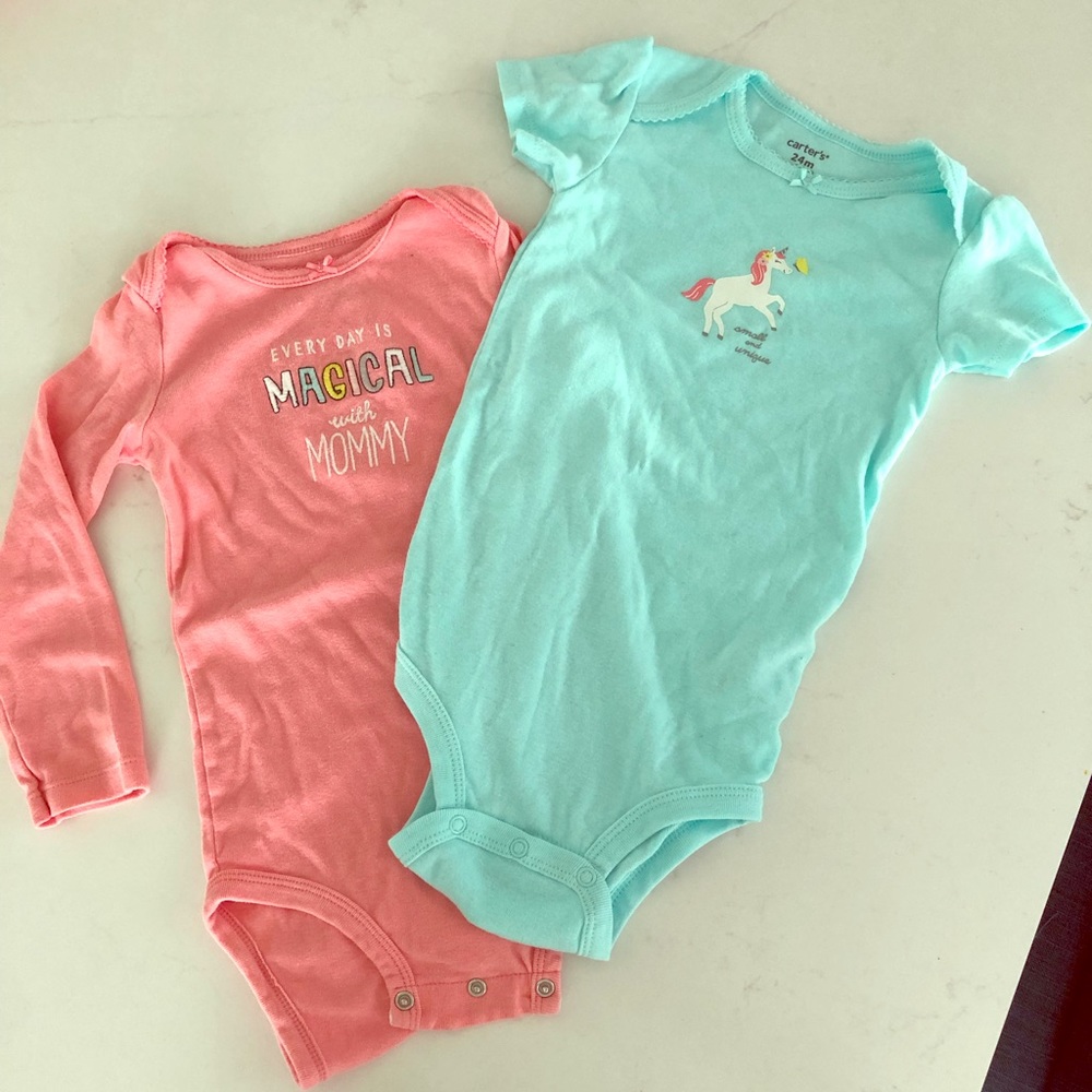 Girl’s unicorn onesie set